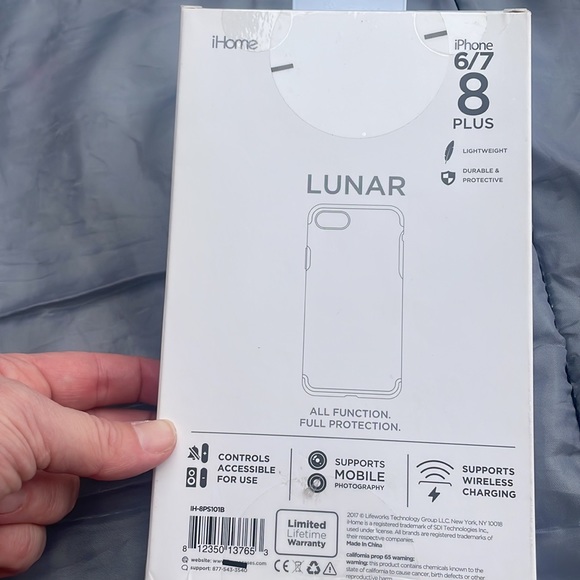 - iphones Lunar Case NWT - Picture 3 of 3